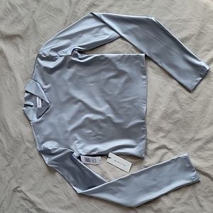 NEW!! Babaton satinette mockneck top